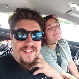 Meet your Posher, Darien